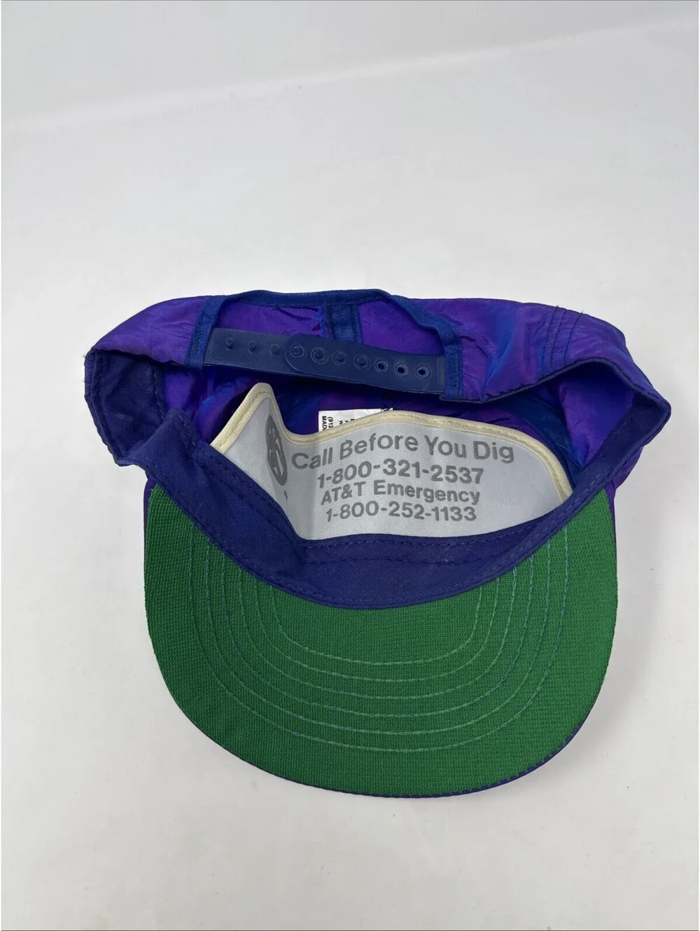 Vintage AT&T Purple Snapback USA 80s 90s Retro